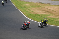 enduro-digital-images;event-digital-images;eventdigitalimages;mallory-park;mallory-park-photographs;mallory-park-trackday;mallory-park-trackday-photographs;no-limits-trackdays;peter-wileman-photography;racing-digital-images;trackday-digital-images;trackday-photos
